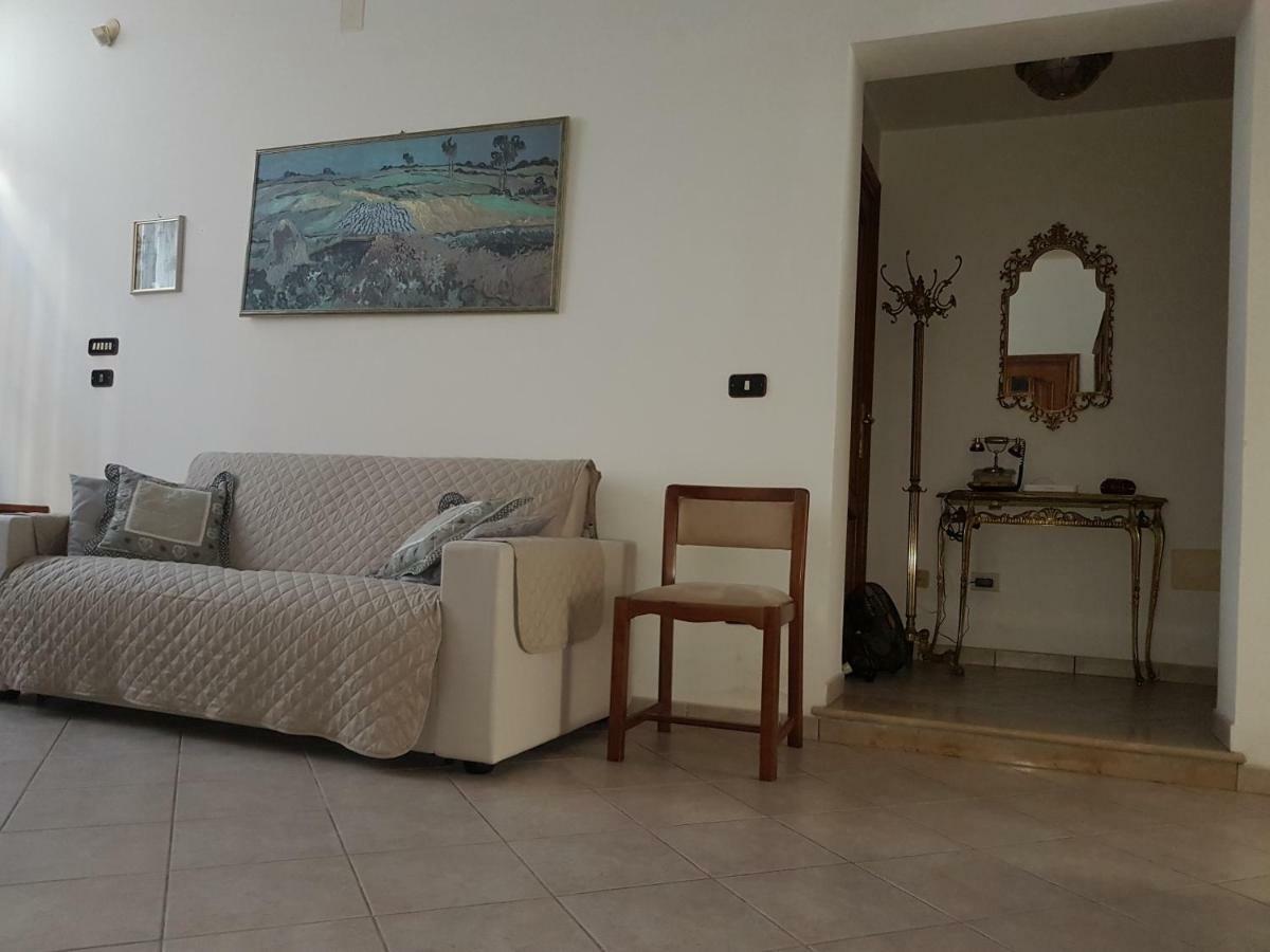 Rental House In チステルニーノ エクステリア 写真